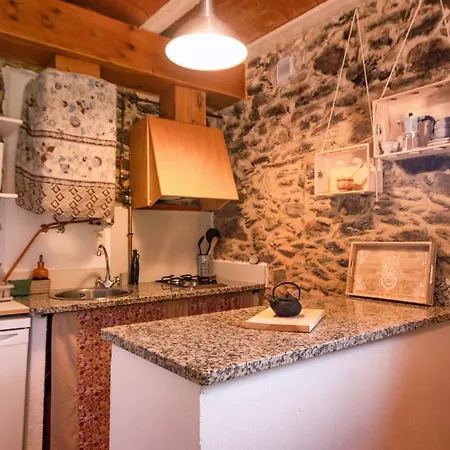 Apartamento Duplex Rural Con Chimenea Y Vistas Panoramicas Desde La Cama Sant Marti Sacalm Exterior photo