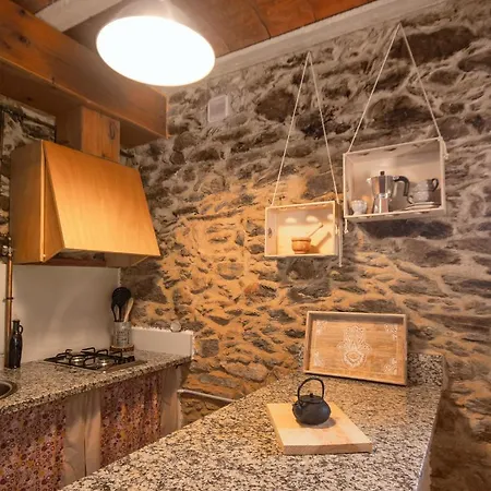 Apartamento Duplex Rural Con Chimenea Y Vistas Panoramicas Desde La Cama Sant Marti Sacalm Exterior photo